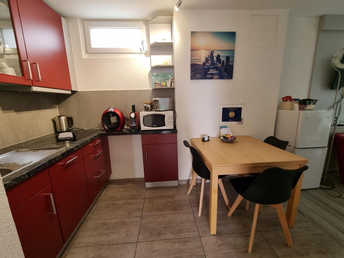 Chez Moumie Studio Meublee La Grande-Beroche Exteriör bild
